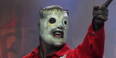 Frontman Corey Taylor of Slipknot, masked.