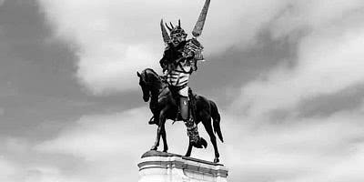 Statue of Gwasr