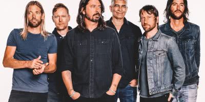 Foo-Fighters-Brantley-Gutierrez2.jpg