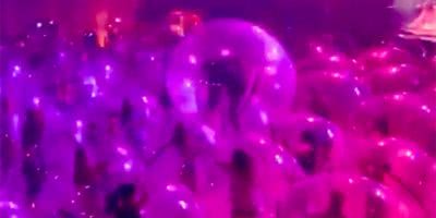 Flaming Lips bubble concert