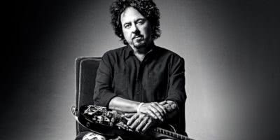 Toto guitarist 'Guitar Hero'
