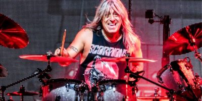 Mikkey shares his thoughts on other musicians