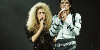 Sheryl Crow says she was sexually harassed by Michael Jackson's manager