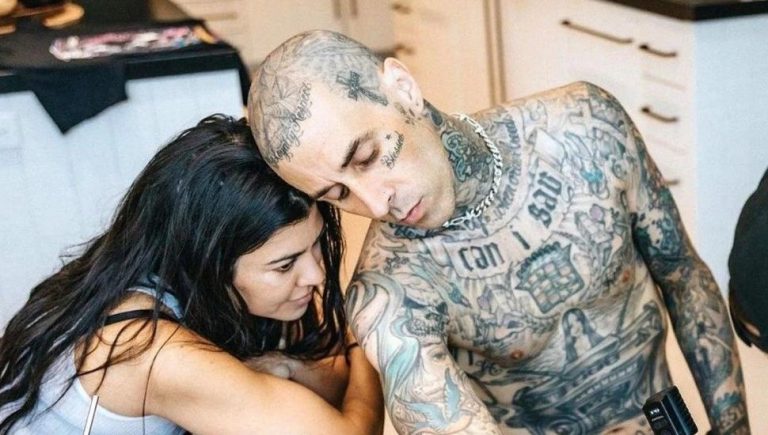 Travis Barker kourtney kardashian married