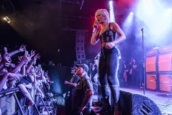Amyl and the Sniffers
