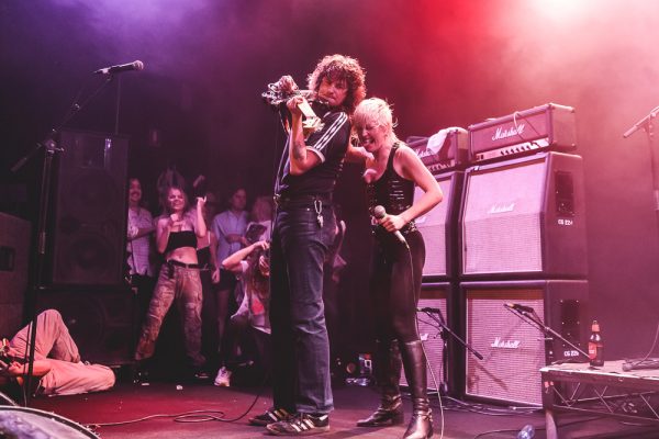 Amyl and the Sniffers