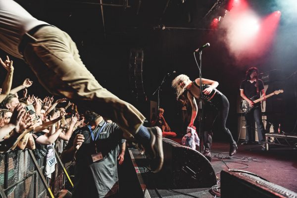 Amyl and the Sniffers