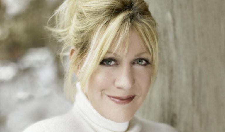 Renee Geyer has died