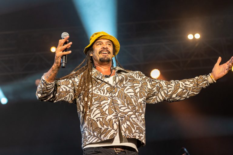 Michael Franti & Spearhead