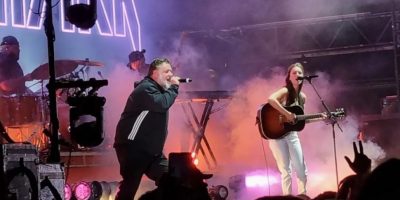 Russell Crowe Amy Shark Groovin the Moo Canberra