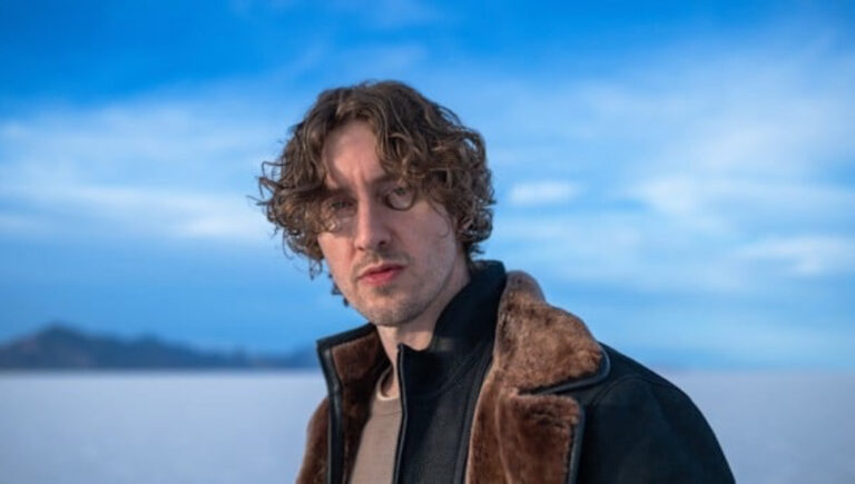 Dean Lewis