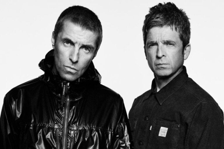 Liam Gallagher and Noel Gallagher of Oasis