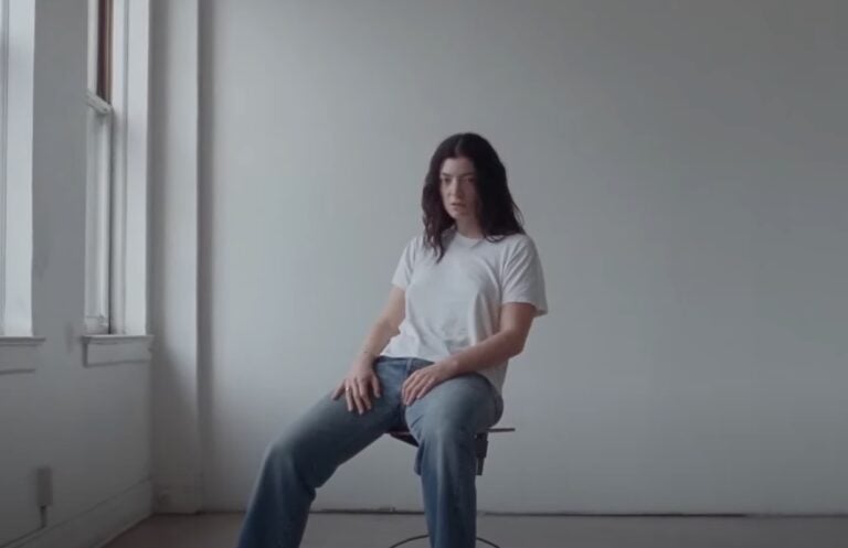 Lorde in Man of the Year music video