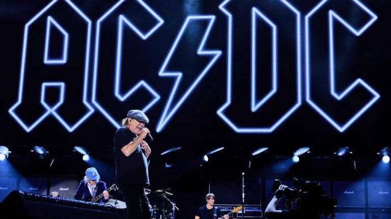 AC/DC tour