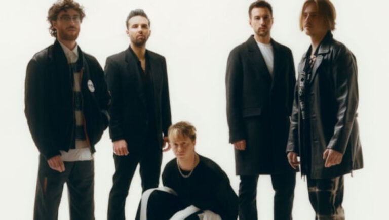 Nothing But Thieves