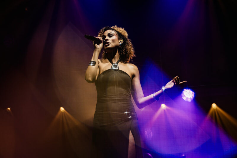 PHOTOS: Late Night Orchestra @ The Enmore Theatre