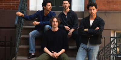 Dean lewis the jonas brothers