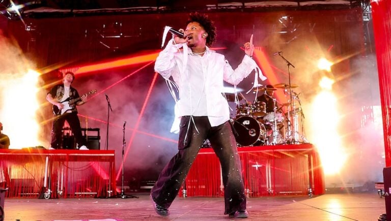 INDIO, CALIFORNIA - APRIL 11: (FOR EDITORIAL USE ONLY) d4vd performs at the Gobi Tent during the 2025 Coachella Valley Music and Arts Festival at Empire Polo Club on April 11, 2025 in Indio, California. (Photo by Emma McIntyre/Getty Images for Coachella)