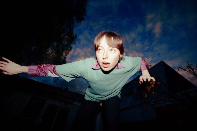 Stella Donnelly press image