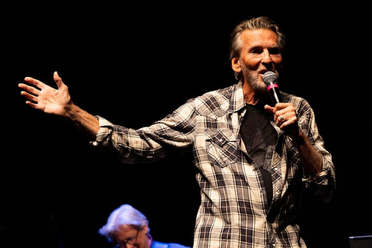 Kenny Loggins