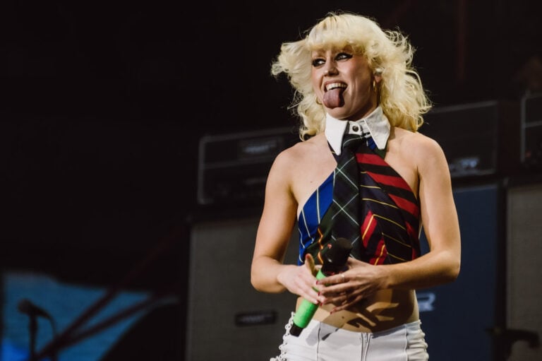 Amyl and the sniffers at Accor Stadium 21st November 2025