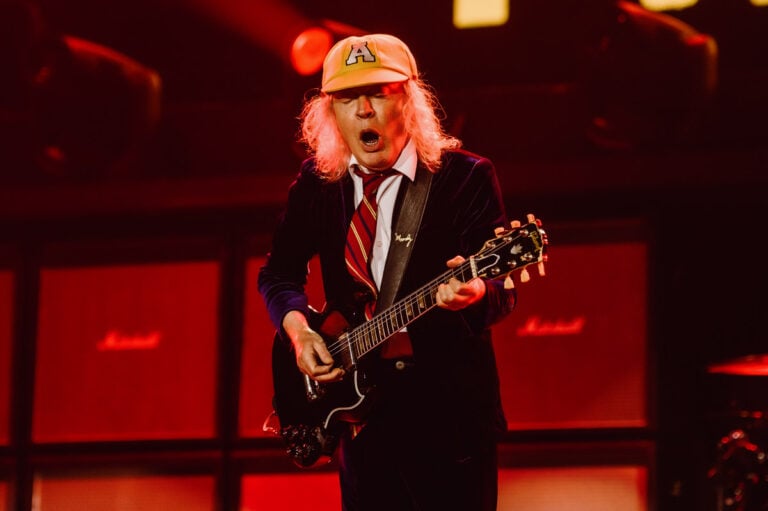 AC/DC