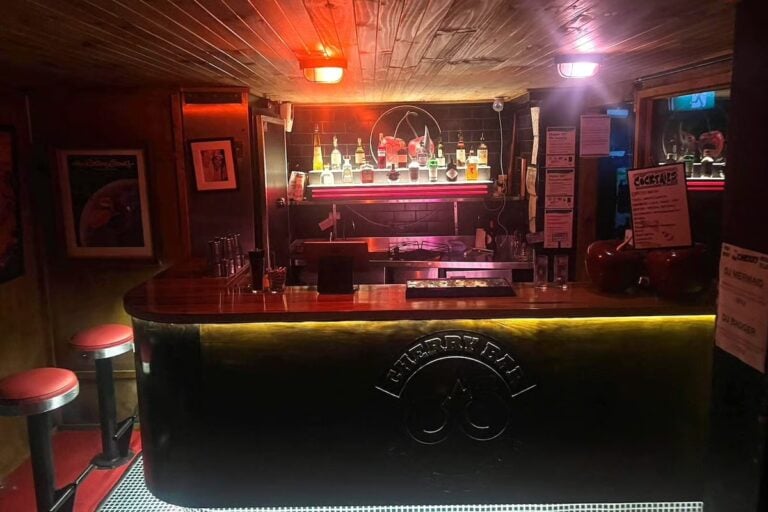 Cherry Bar