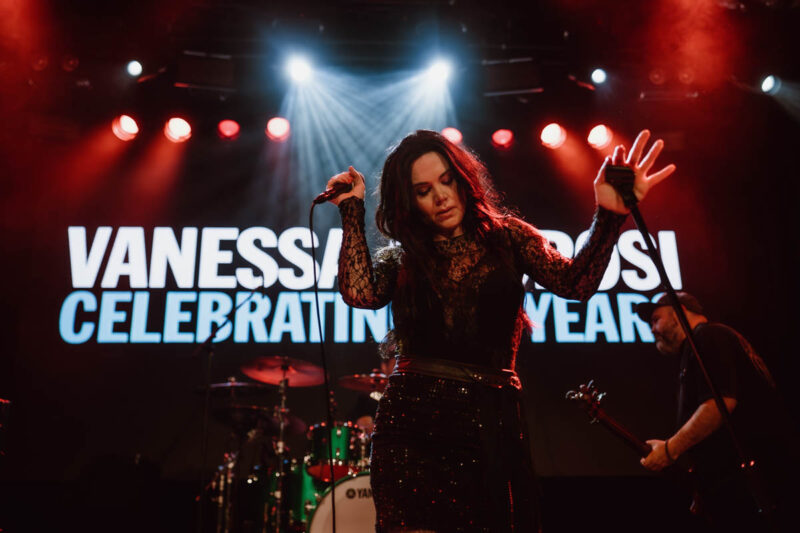 PHOTOS: Vanessa Amorosi @ The Factory Theatre