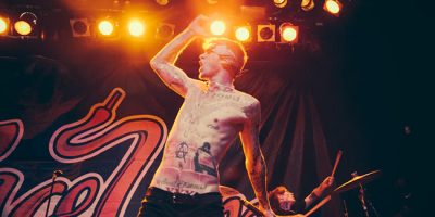 Machine Gun Kelly mercilessly booed at Louder Than Life festival