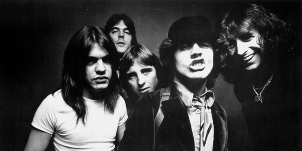 AC/DC allows Apple Music, Rdio, Spotify to stream their music
