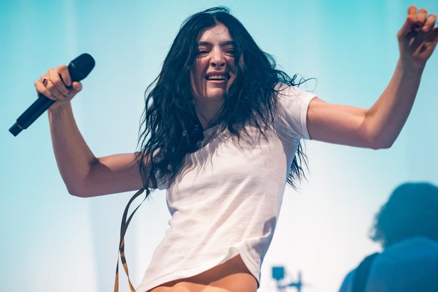 Lorde Goes Independent After Universal Deal Quietly Ends