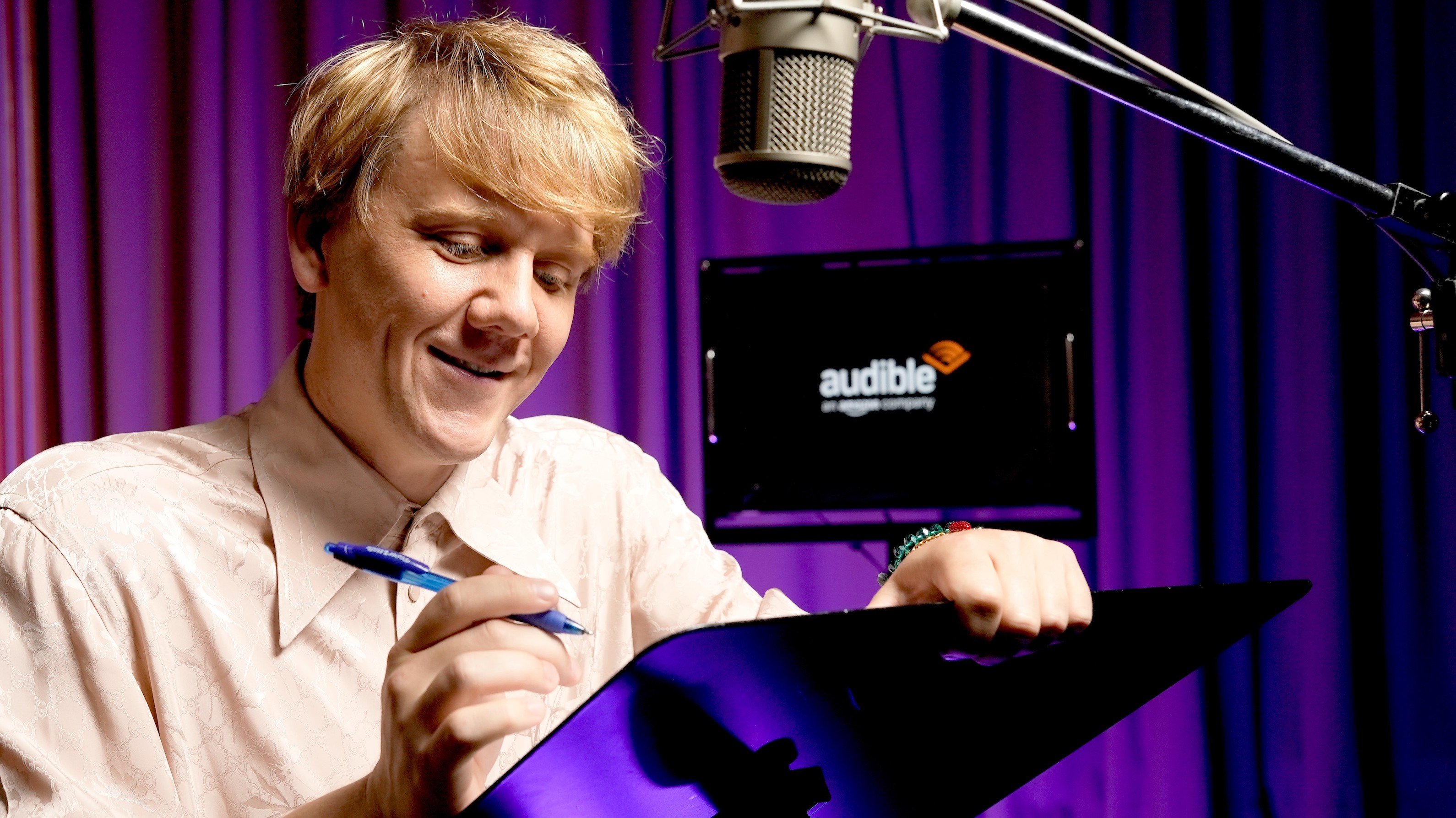 Josh Thomas records his How To