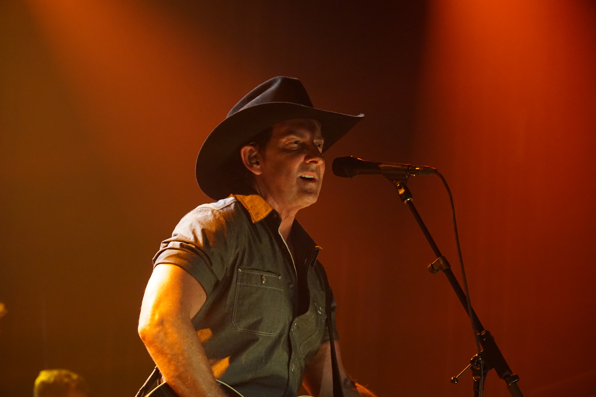 Lee Kernaghan in Boy From The