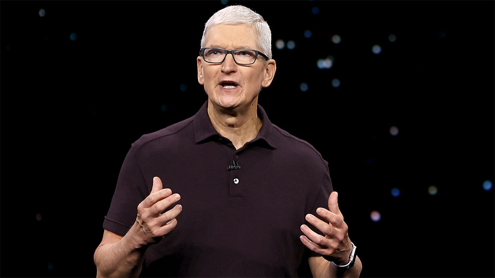 Apple Quarterly Revenue Dips 5%, Missing