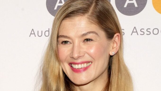 Rosamund Pike