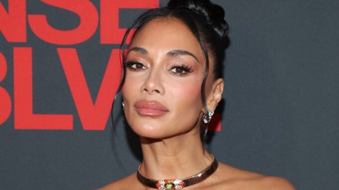 Nicole Scherzinger Criticized Commenting on Russell