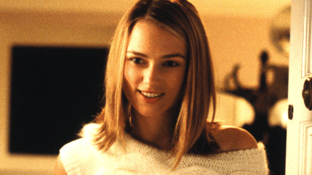 Keira Knightley Told 'Love Actually' Director on Set That Cue Card