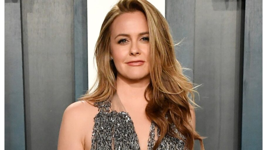 Alicia Silverstone
