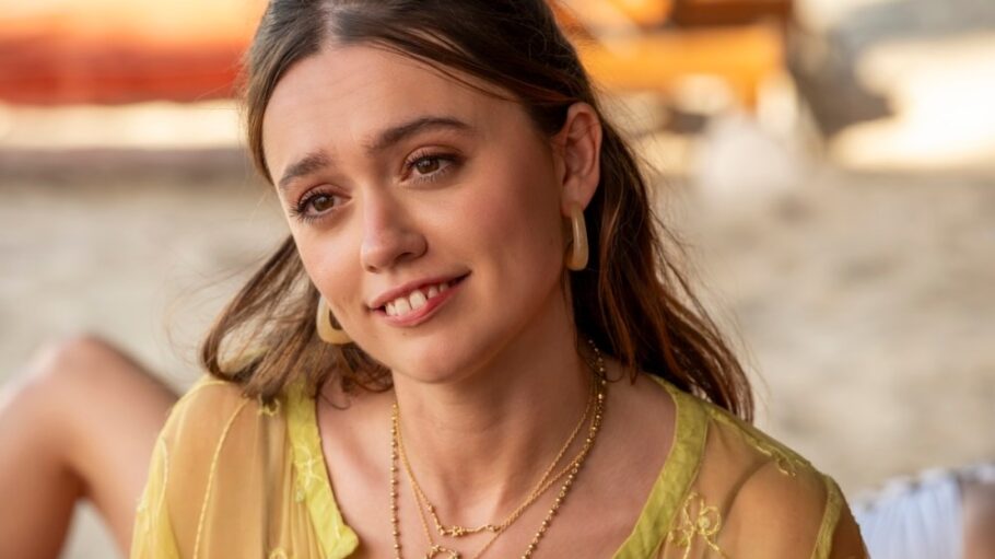 Aimee Lou Wood in The White