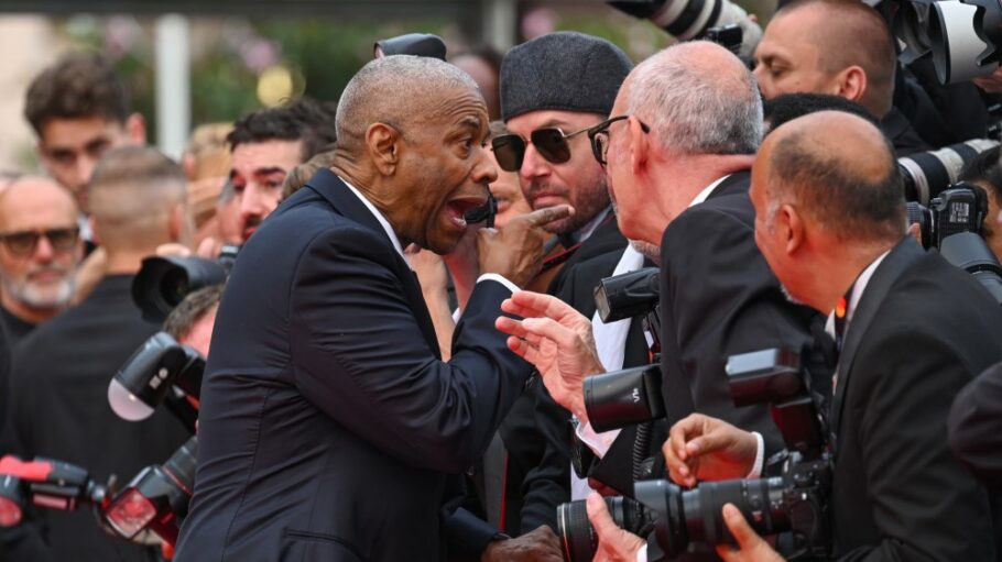 Denzel Washington confronts photographer at Cannes