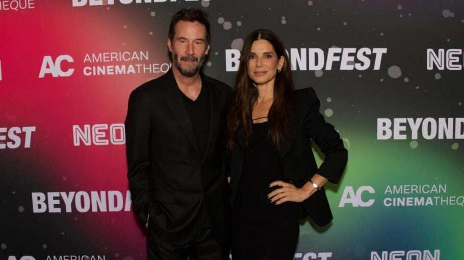 Keanu Reeves and Sandra Bullock