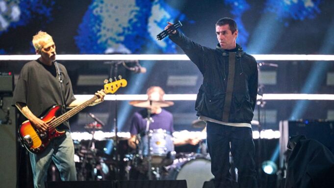Oasis concert