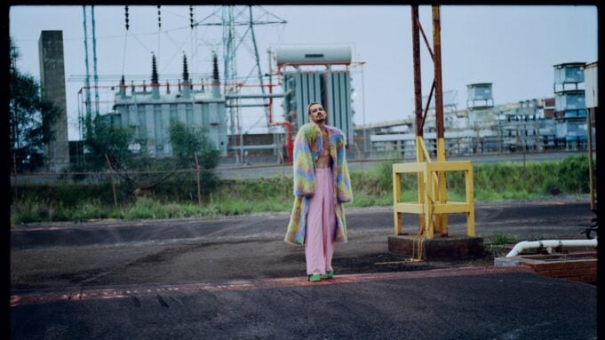 Daniel Johns press shot