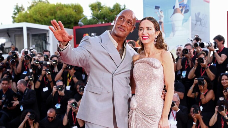 Dwayne Johnson and Emily Blunt