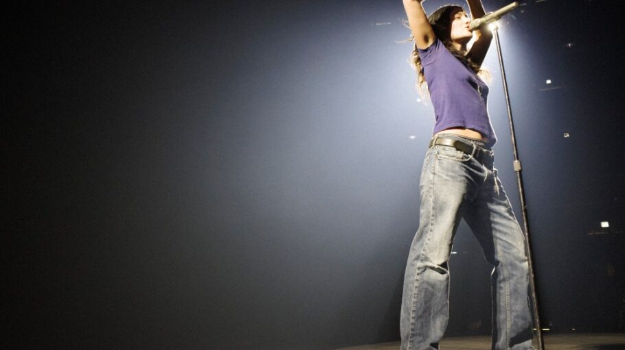 Lorde Strips Down, Gets Vulnerable Chicago