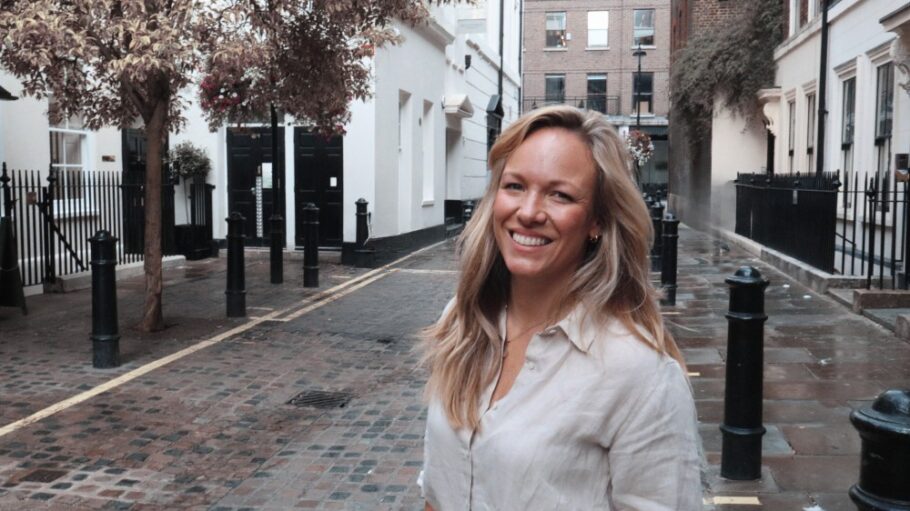 Eline Van der Velden