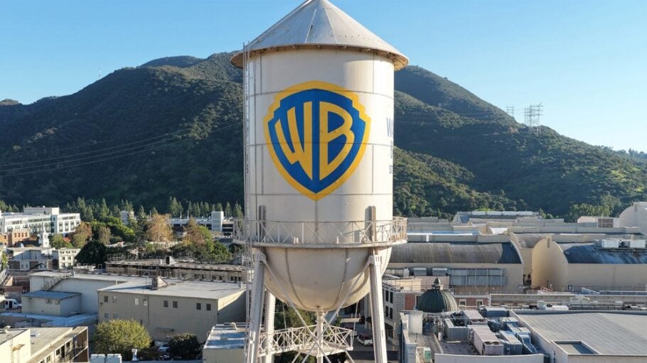 Warner Bros. logo on water tower
