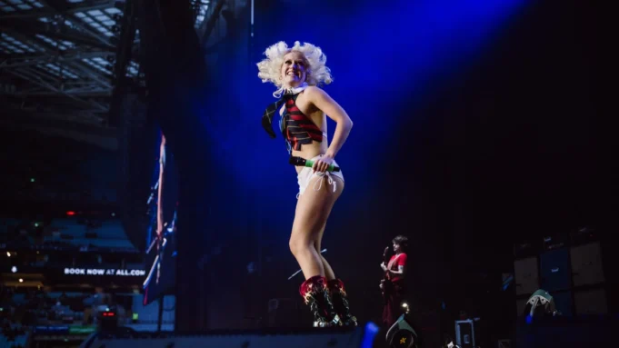 Amy Taylor of Amyl and the