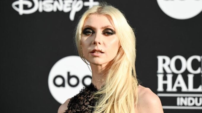 Taylor Momsen Hospitalised Spider Bite While