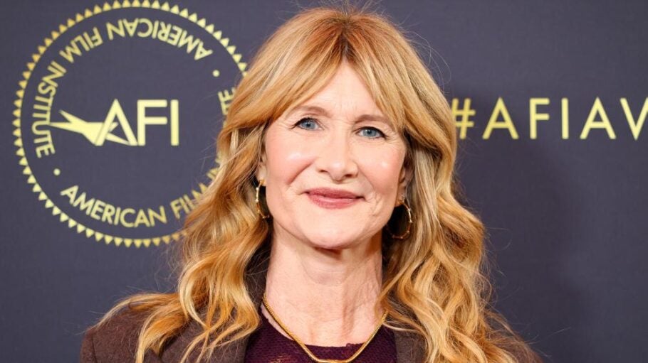 Laura Dern at event